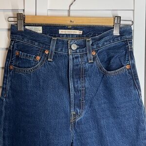 Levi's Women's Ribcage Straight Ankle Jeans Sz 24